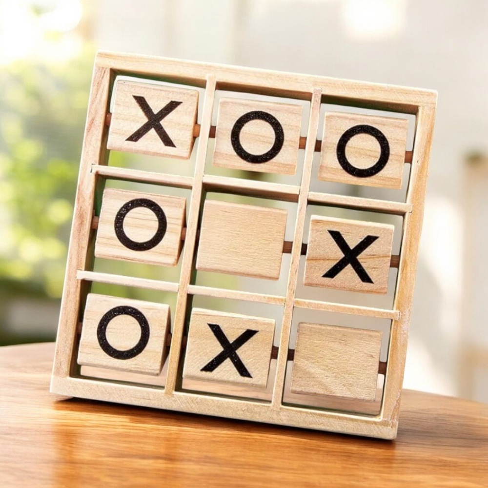 NWOT Wooden Tic Tac Toe Swivel Game For Travel